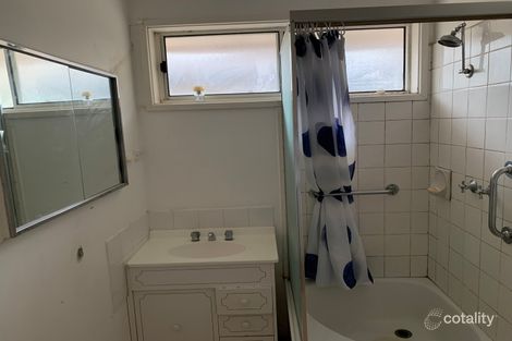 Property photo of 2/52 Baggott Drive Hoppers Crossing VIC 3029