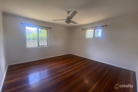 Property photo of 15 Overell Crescent Riverview QLD 4303