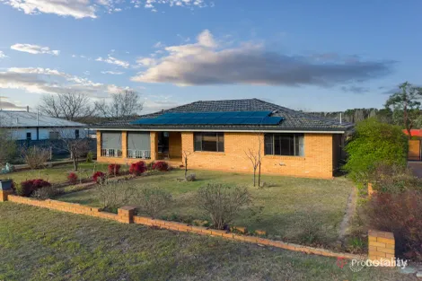 Property photo of 18 Plane Avenue Uralla NSW 2358