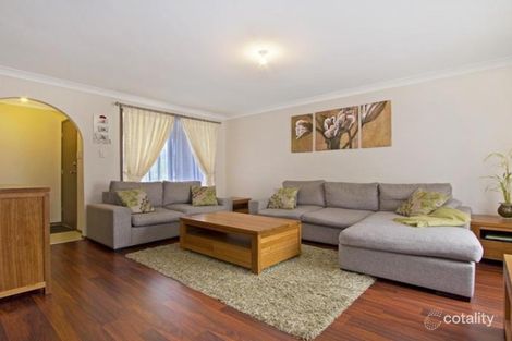 14 Hope Cres, Bossley Park, NSW 2176