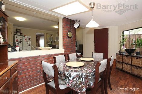 Property photo of 15 Becker Close Melton West VIC 3337