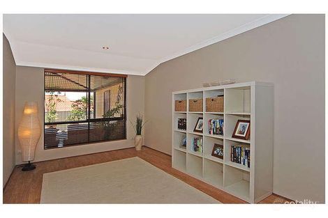 Property photo of 120 Roxburgh Circle Kinross WA 6028