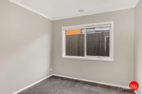 Property photo of 21 Station Street Kangaroo Flat VIC 3555