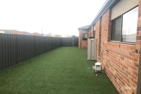 Property photo of 2 Eucla Street Tarneit VIC 3029