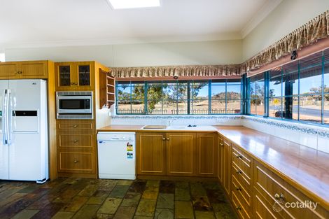 Property photo of 11 Cromwell Drive Desert Springs NT 0870