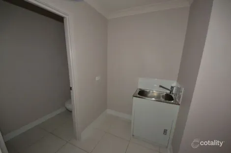 Property photo of 1/181 Lucas Street Gracemere QLD 4702