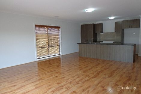 Property photo of 44 Stoneyfell Road Point Cook VIC 3030