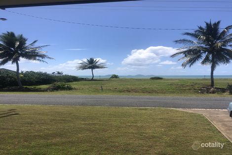 Property photo of 29 Taylor Street Tully Heads QLD 4854