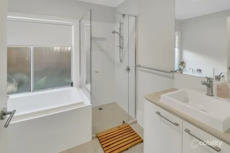 Property photo of 20 Burnet Circuit Baringa QLD 4551