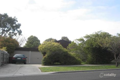 17 Coledale Cl, Endeavour Hills, VIC 3802