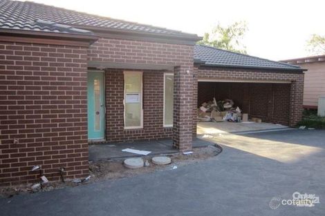 5a Phillip Ct, Cranbourne North, VIC 3977