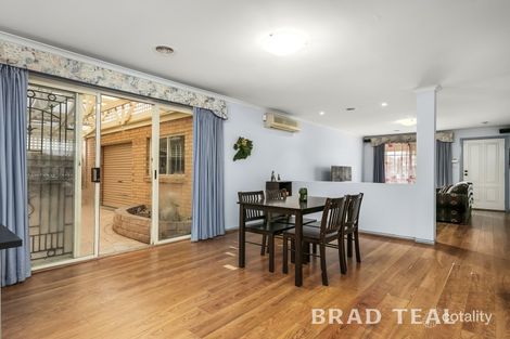 Property photo of 14 Oriana Way Sydenham VIC 3037