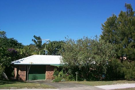 17 Brentwood Ave, Mooloolaba, QLD 4557