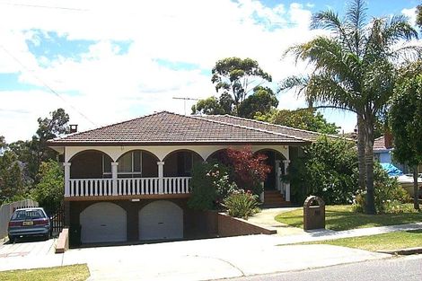 Property photo of 10 Thongsbridge Street Menora WA 6050
