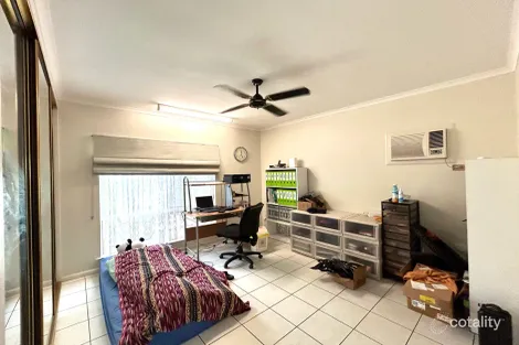 Property photo of 11 Southerden Drive Mooroobool QLD 4870