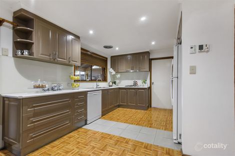 Property photo of 4 Falcon Walk Kings Park VIC 3021