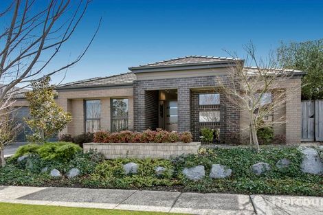 Property photo of 8 Chase Boulevard Berwick VIC 3806