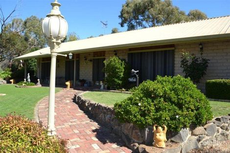 19 Fleming Dr, Broadford, VIC 3658