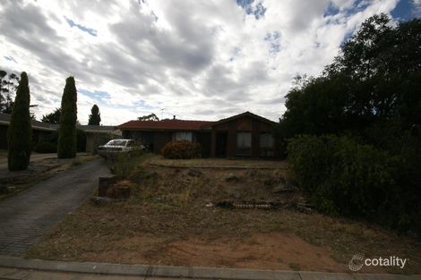 11 Idlewild Ave, Aberfoyle Park, SA 5159