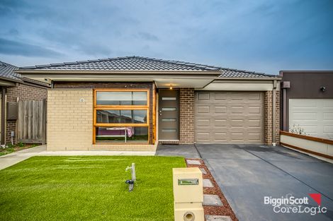 Property photo of 33 Woolybush Drive Tarneit VIC 3029