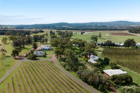 438 Wilderness Rd, Lovedale, NSW 2325