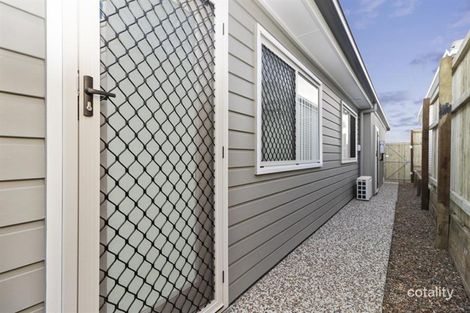 Property photo of 2/14 Seaford Street Pimpama QLD 4209