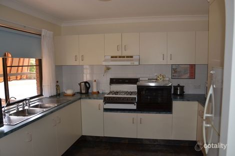 Property photo of 15/8 Highfields Road Highfields QLD 4352
