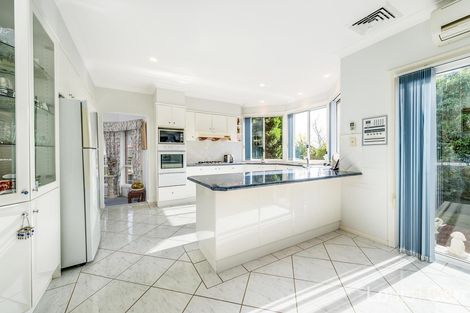 Property photo of 15 Rochford Way Cherrybrook NSW 2126