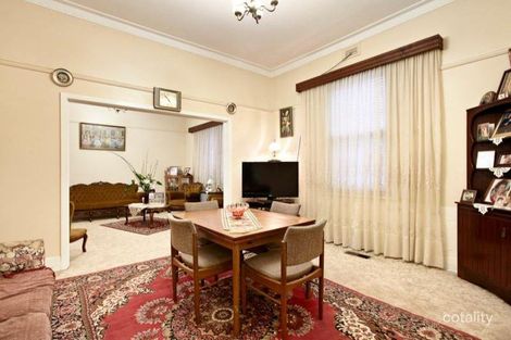 Property photo of 3 Irymple Avenue St Kilda VIC 3182