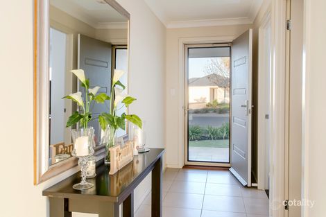 Property photo of 25 Central Boulevard Munno Para West SA 5115