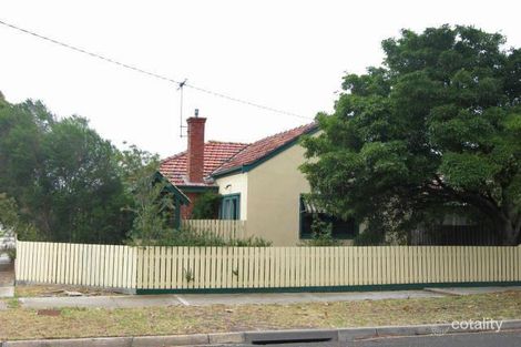 8 Melrose St, Newport, VIC 3015