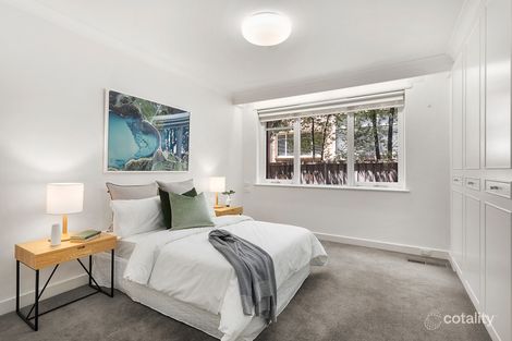 Property photo of 2/528 Toorak Road Toorak VIC 3142