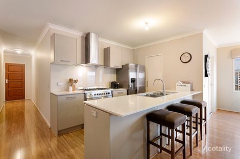 Property photo of 5 Nerida Court Doreen VIC 3754