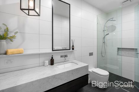 3a Glenview Rd, Doncaster East, VIC 3109