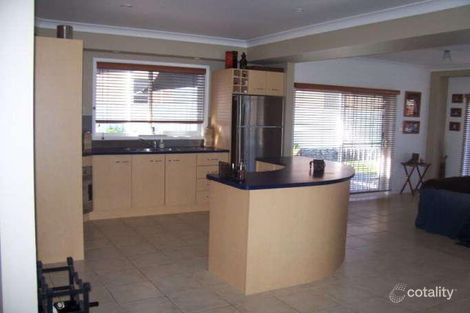 Property photo of 20 Geraldton Drive Redhead NSW 2290