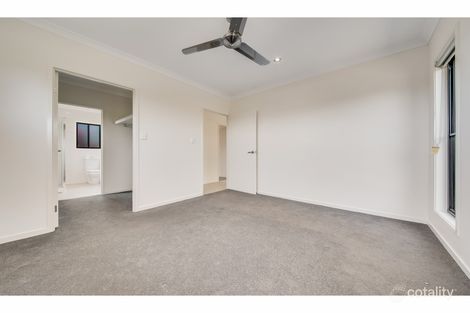 Property photo of 5 Norfolk Drive Hidden Valley QLD 4703