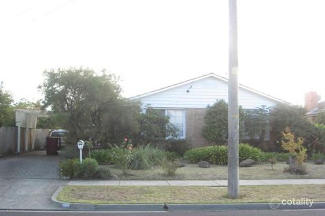 33 Pinewood Ave, Dandenong North, VIC 3175
