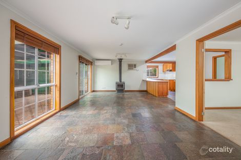 Property photo of 6 Scenic Court Gisborne VIC 3437
