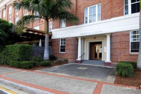 Property photo of 317/88 Macquarie Street Teneriffe QLD 4005