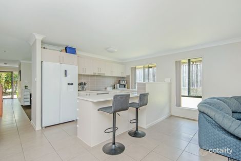 Property photo of 11 Brookfield Avenue Fletcher NSW 2287