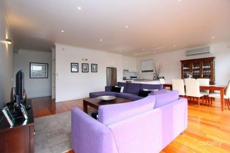 Property photo of 2/144 Leamington Street Reservoir VIC 3073