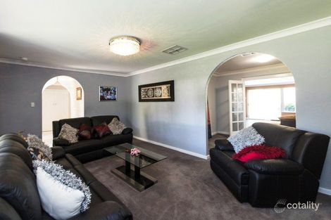 Property photo of 16 Jack Road Wattle Grove WA 6107