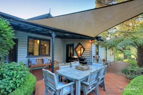 Property photo of 16 Gembrook-Launching Place Road Gembrook VIC 3783