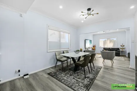 Property photo of 88 Juno Parade Greenacre NSW 2190