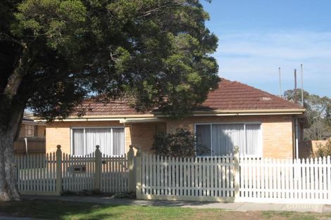 16 Elizabeth St, Bentleigh East, VIC 3165