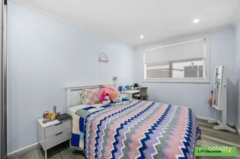 Property photo of 88 Juno Parade Greenacre NSW 2190