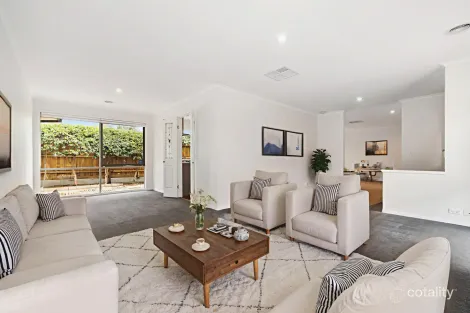 Property photo of 7 Brushwood Grove Frankston VIC 3199