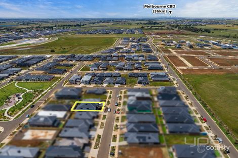 Property photo of 57 Dandelion Crescent Rockbank VIC 3335