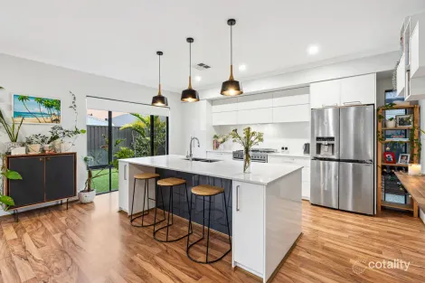 21 Dolomite Rd, Treeby, WA 6164