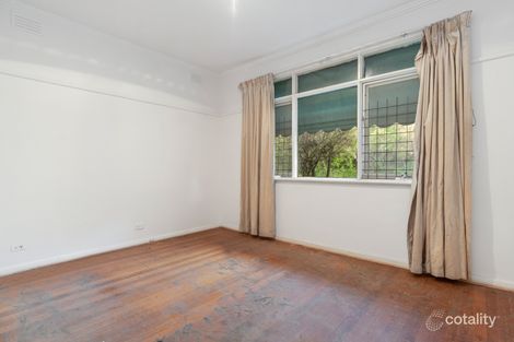 Property photo of 82 Kananook Avenue Seaford VIC 3198